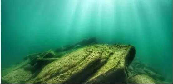 抚仙湖水下藏着怎样的谜团？古城、水下人俑林…… - 知乎