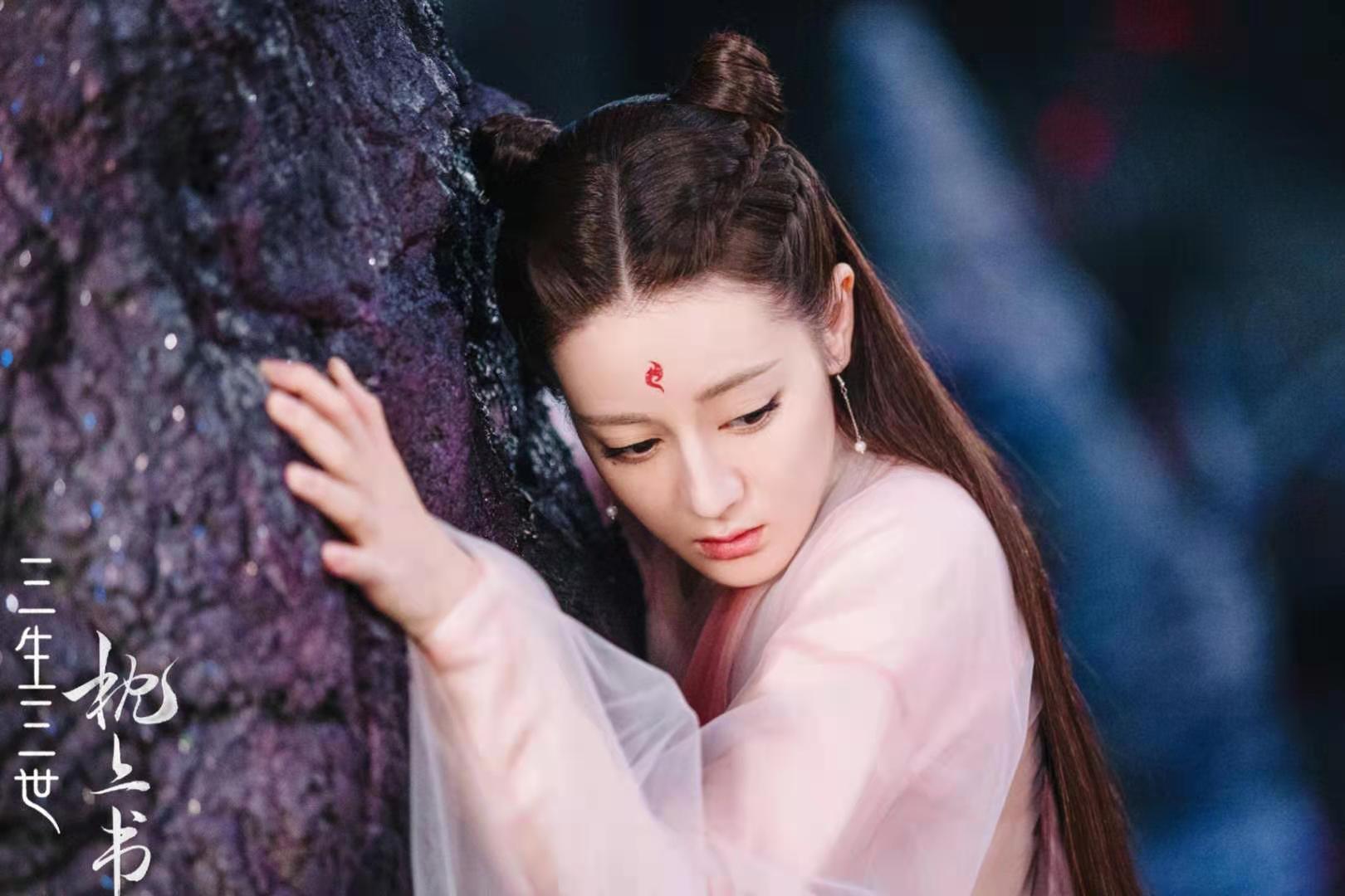 帝皇书将拍迪丽热巴搭档龚俊为何双方粉丝都坐不住了