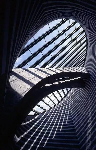 设计师苦苦寻找的150例最美建筑光影都在这里,你确定不进来看看? - 知乎
