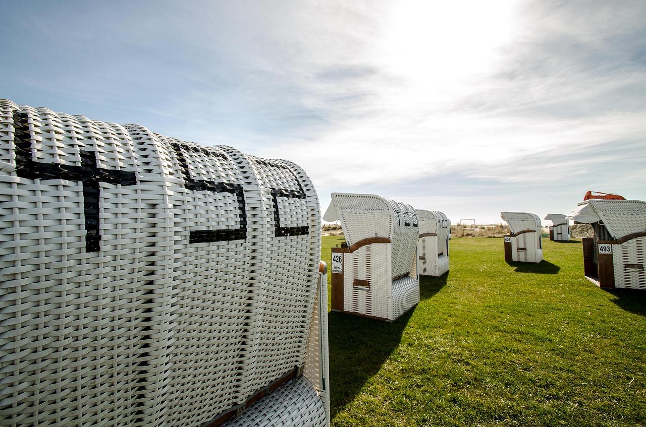 金沙滩租躺椅多少钱