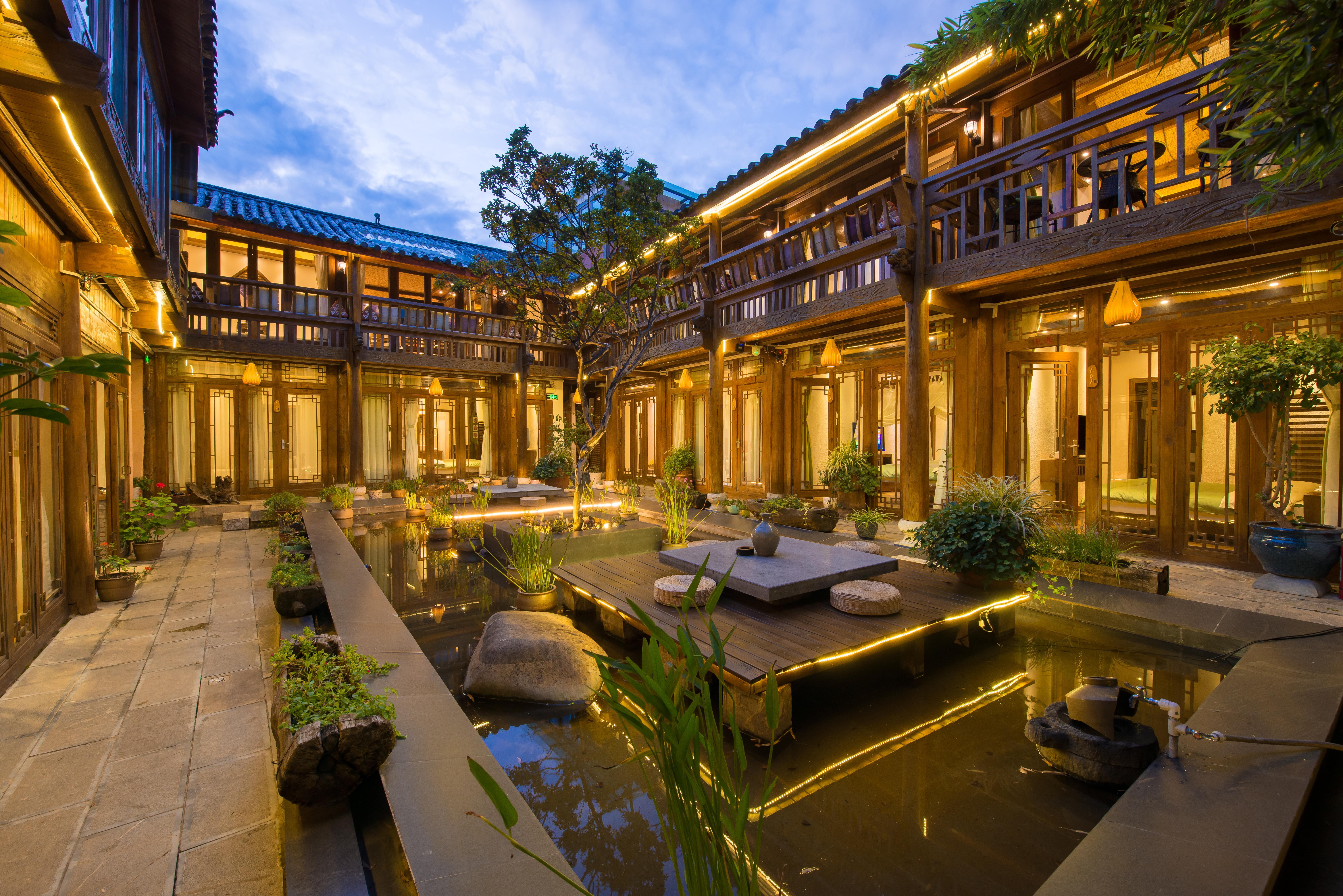 丽江客栈有哪些传统纳西庭院的小客栈? - 知乎