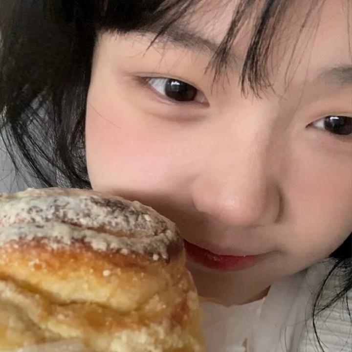 女生头像:近脸,怼脸拍照女生头像