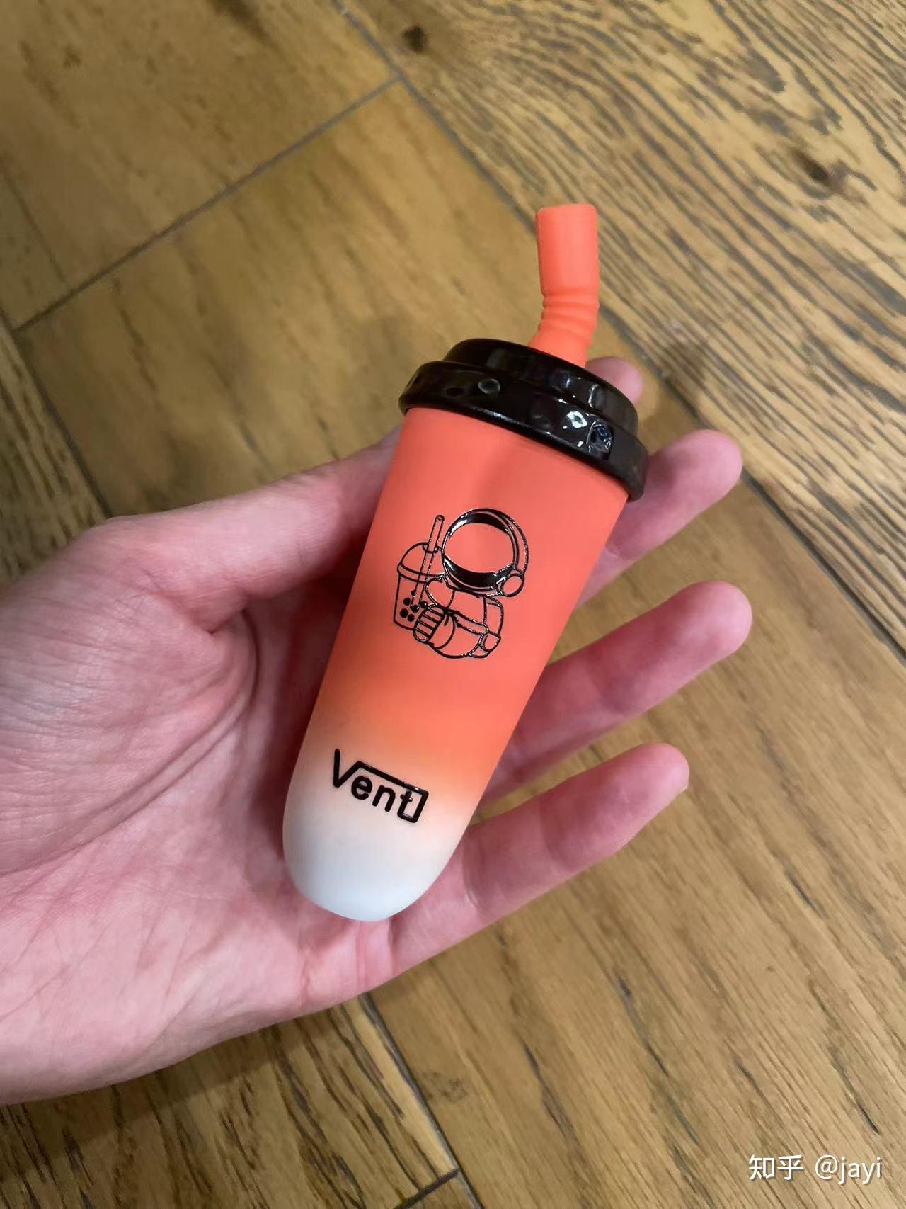 年轻人上瘾的「奶茶杯」,电子烟的灰色暴利生意,电子烟市场将如何进行