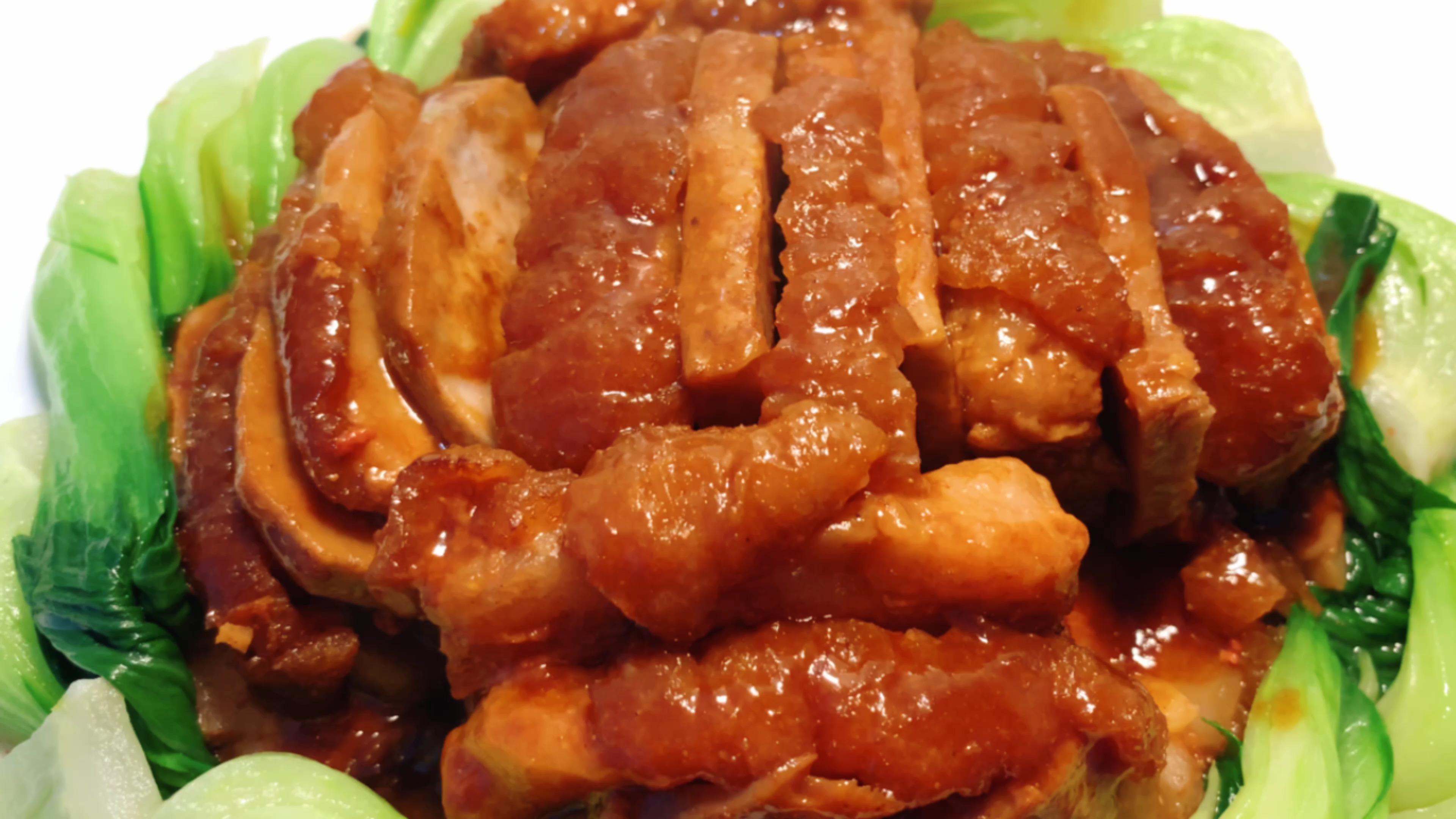 教你做广西特色香芋扣肉不抹酱油和蜂蜜软烂入味金黄不发黑