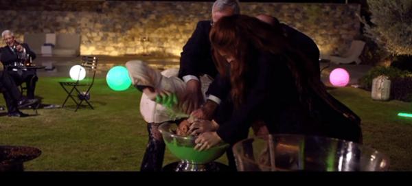 2025年度十佳之一，电影《是的》居然这么癫？