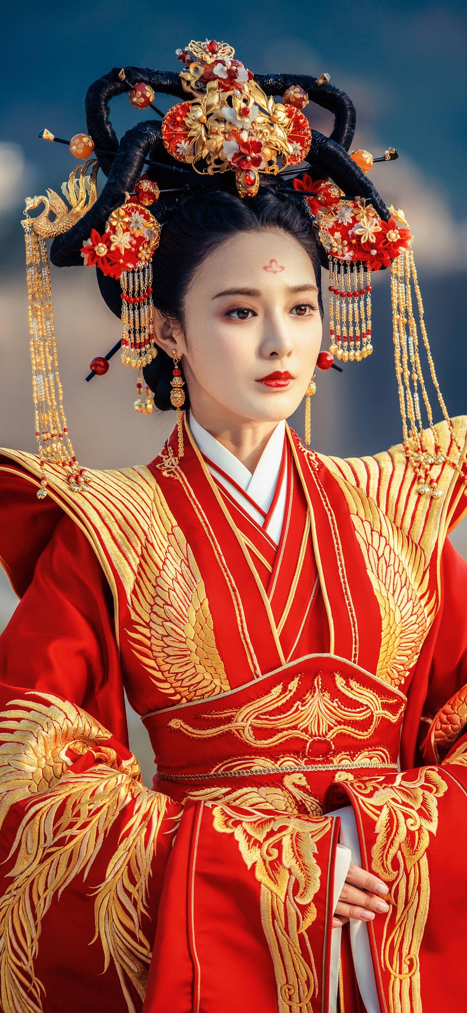 大家能给我一些东宫小枫的壁纸吗?