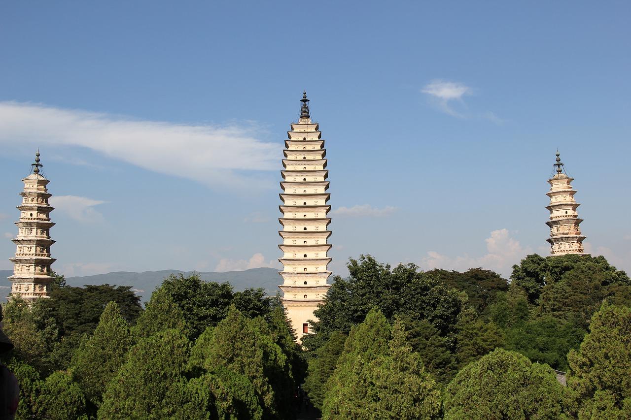 2. 阳台摆放技巧