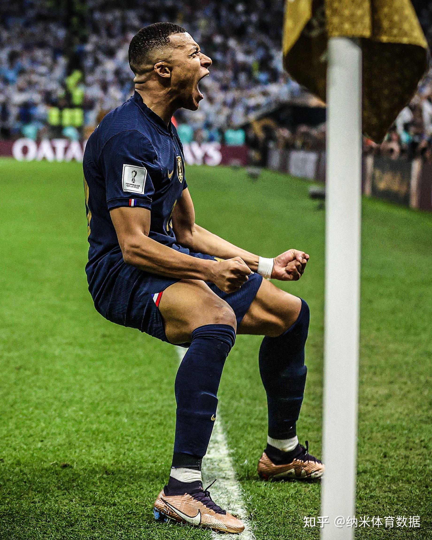 卡塔尔世界杯决赛姆巴佩上演帽子戏法又获本届大赛金靴如何评价他的