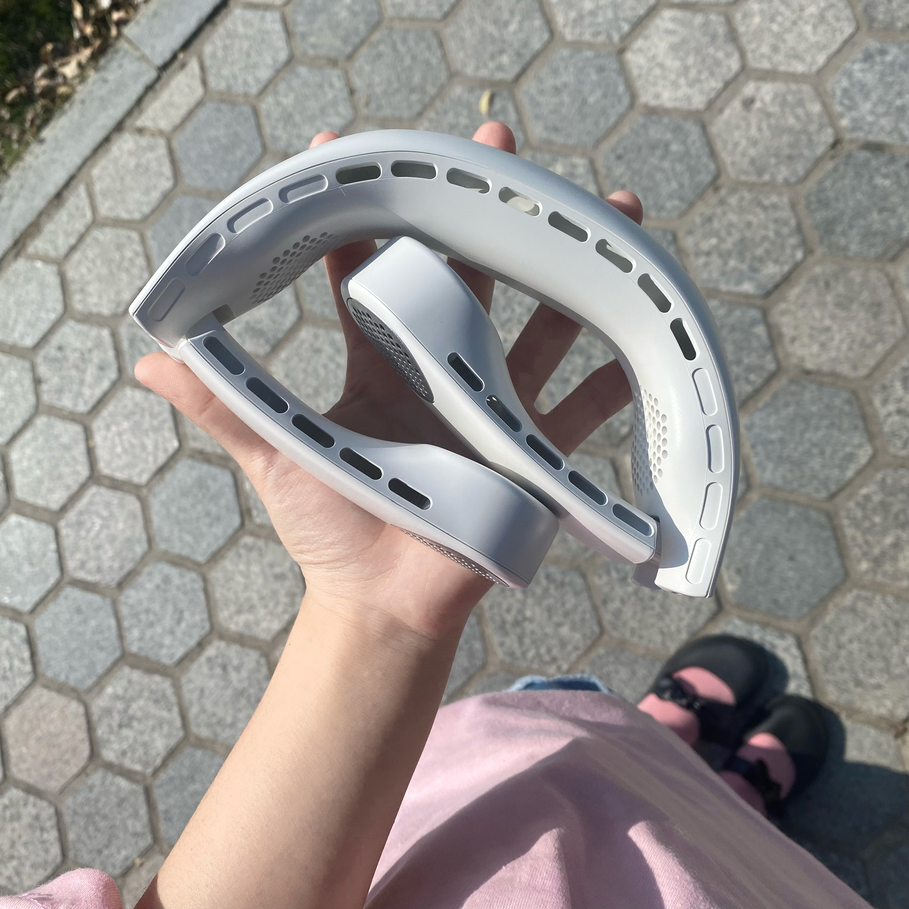 锐舞挂脖风扇