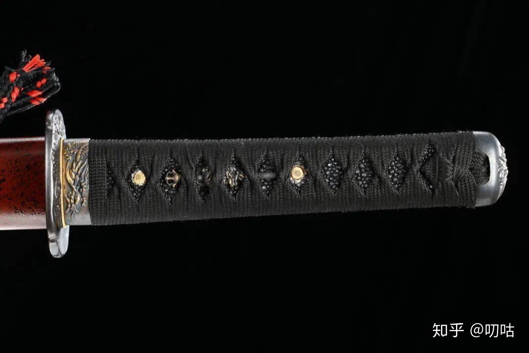 一寸短一寸险！这把近战防身短刀，堪称极致的杀伐利刃- 知乎