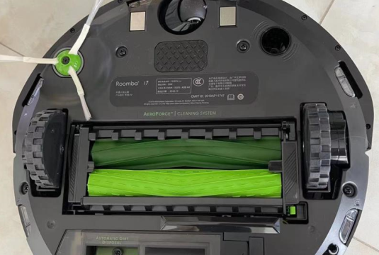 家里每天都一堆头发,最烦满地头发了,扫地机器人可以扫头发吗?