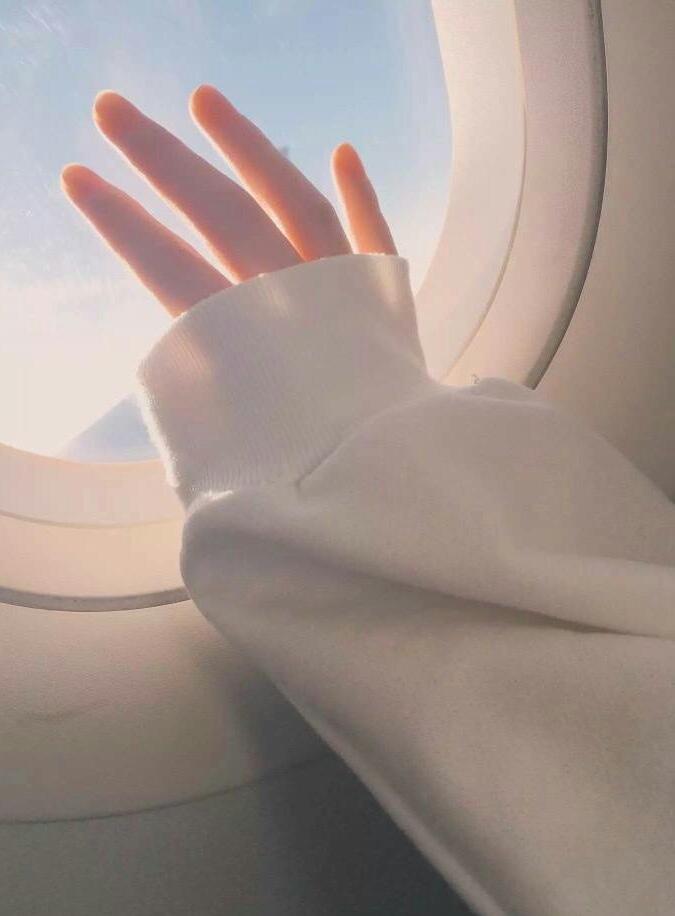 有没有超级好看的手控福利的壁纸呀