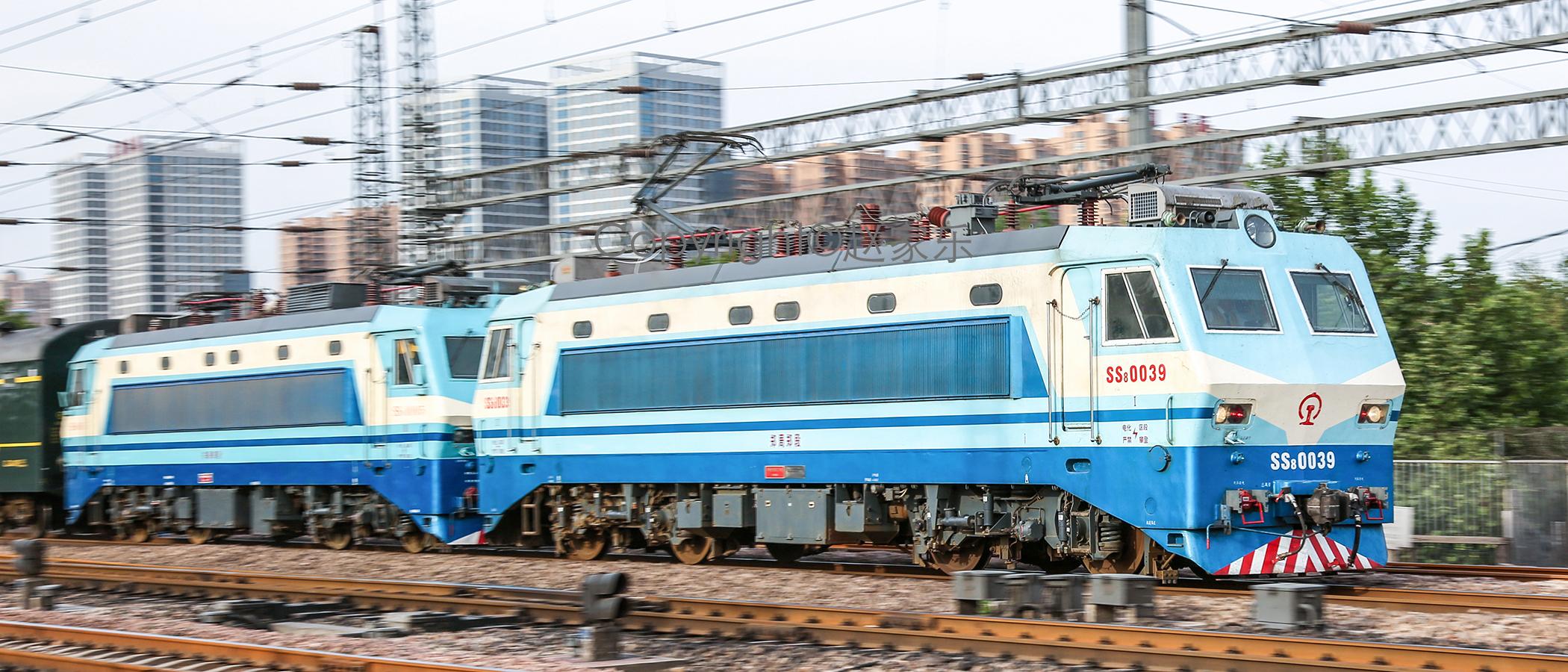 如何看待郑州机务段 10 台 ss8 型电力机车报废? 