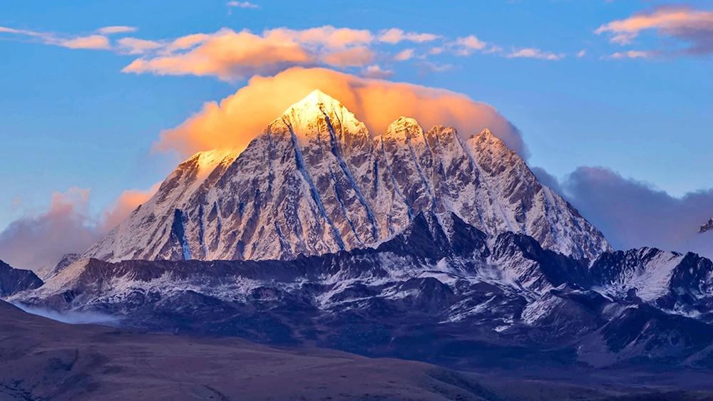 哪里可以看到日照金山?