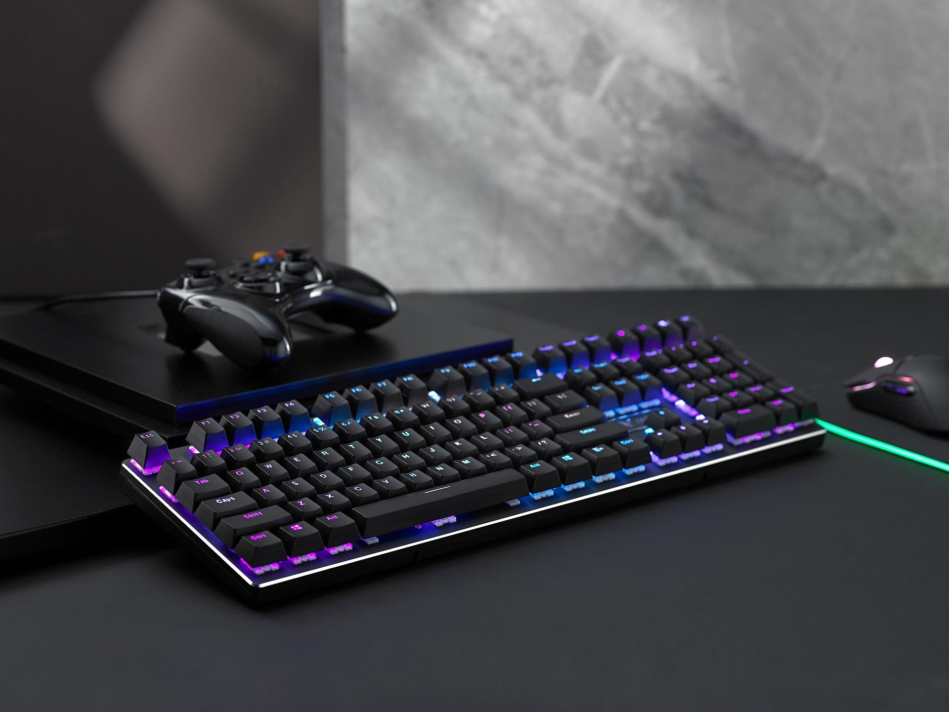 雷柏v700s怎么调成单色