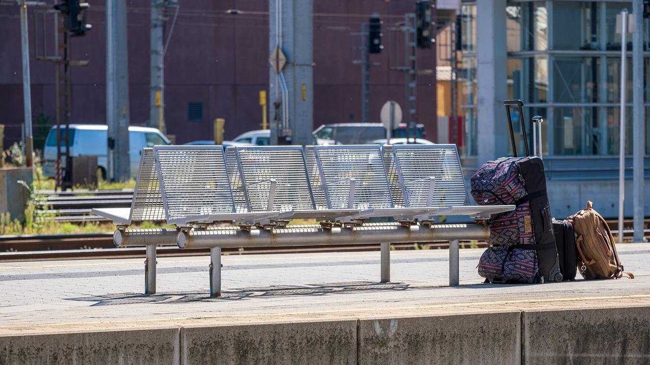 2. 人体工程椅高度