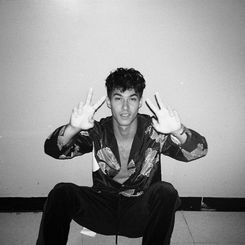 有没有创造营2021米卡的头像壁纸分享? - 知乎