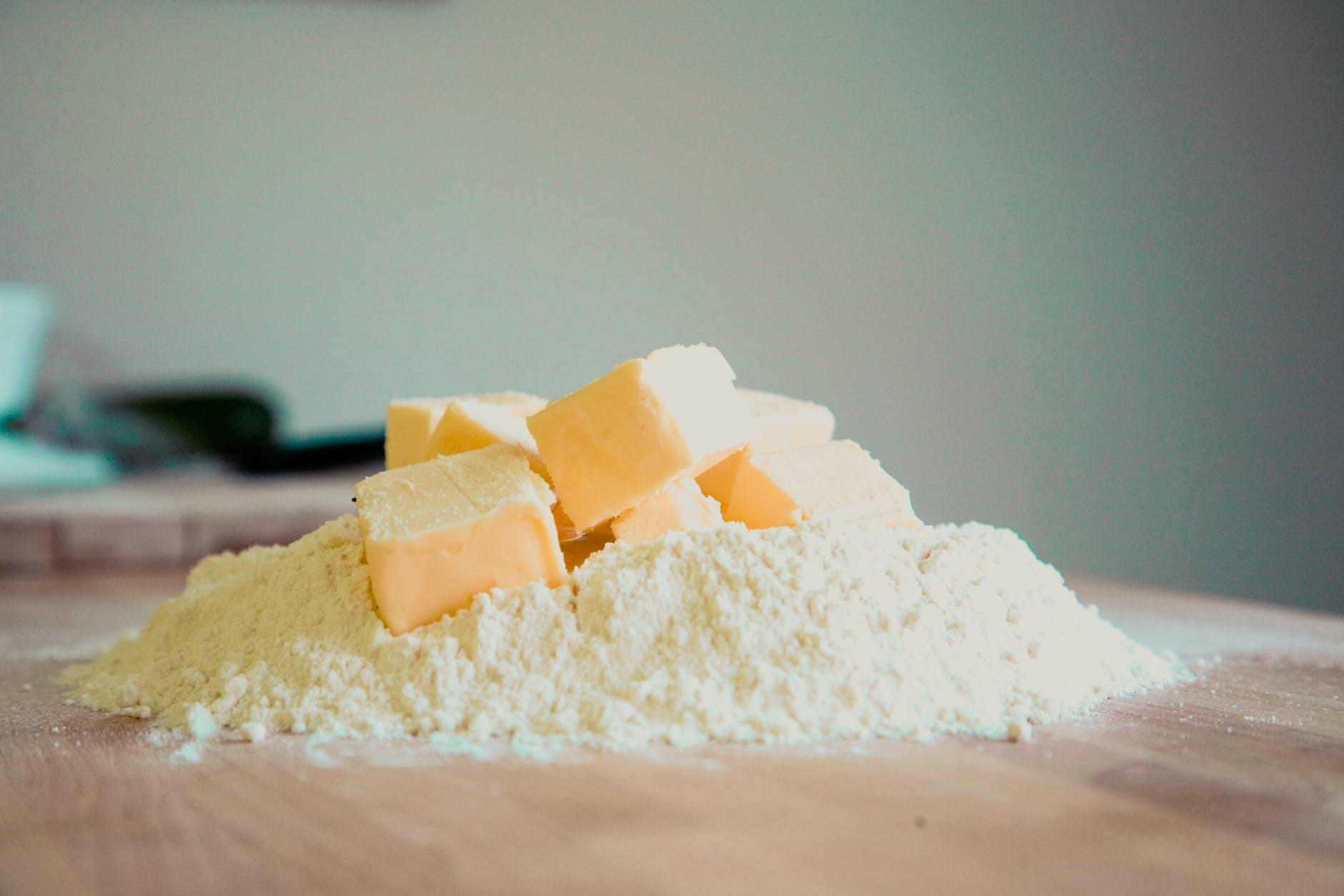 谁能告诉我，黄油、淡奶油、奶油奶酪…都有什么区别？ – 烤德香烘焙