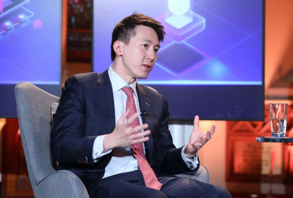 张一鸣为什么会选择出售tiktok美国业务?