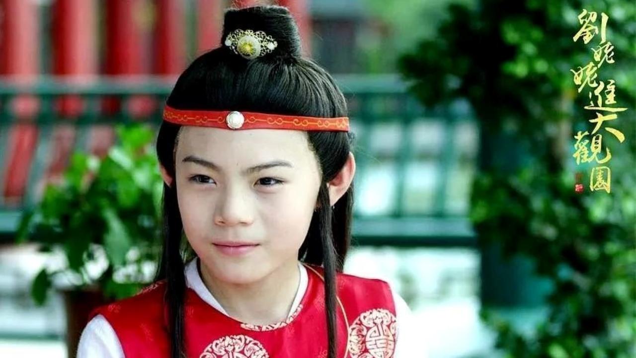 为什么我会觉得87版红楼梦里的贾宝玉长相不好看