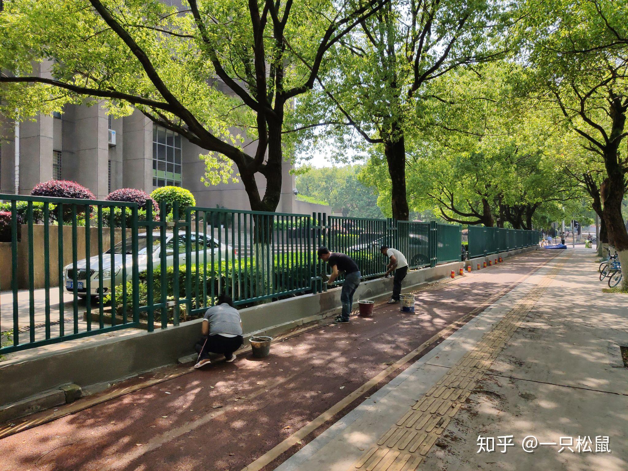 如何看待湖南大学开始修围墙?