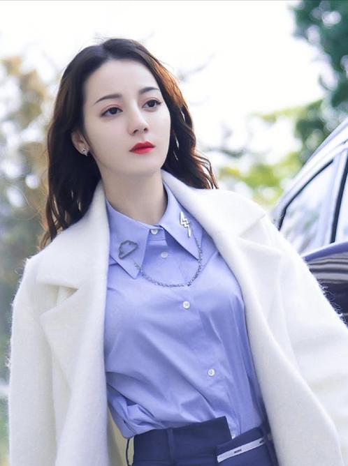 绝了!这4位女明星穿上职业装美到男女通吃 - 哔哩哔哩超吸睛看点 - 知乎