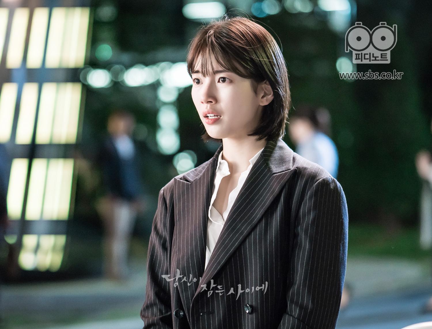 如何评价《当你沉睡时》女主的穿搭? - 知乎