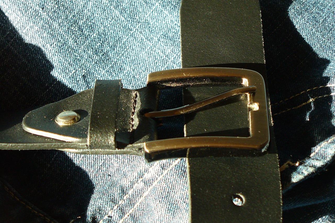 4. 水洗皮包清洁