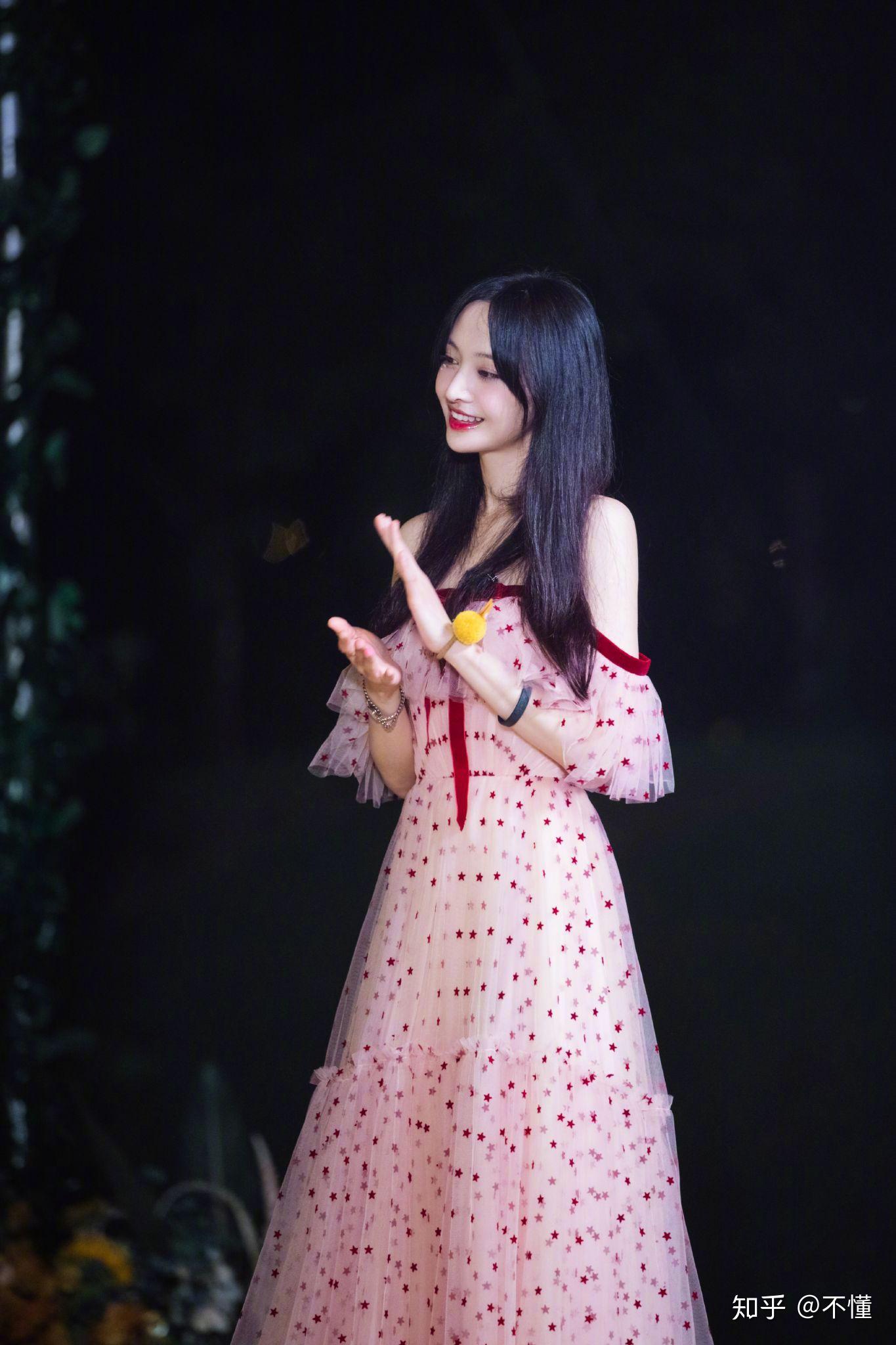 郑爽有哪些出圈神图?