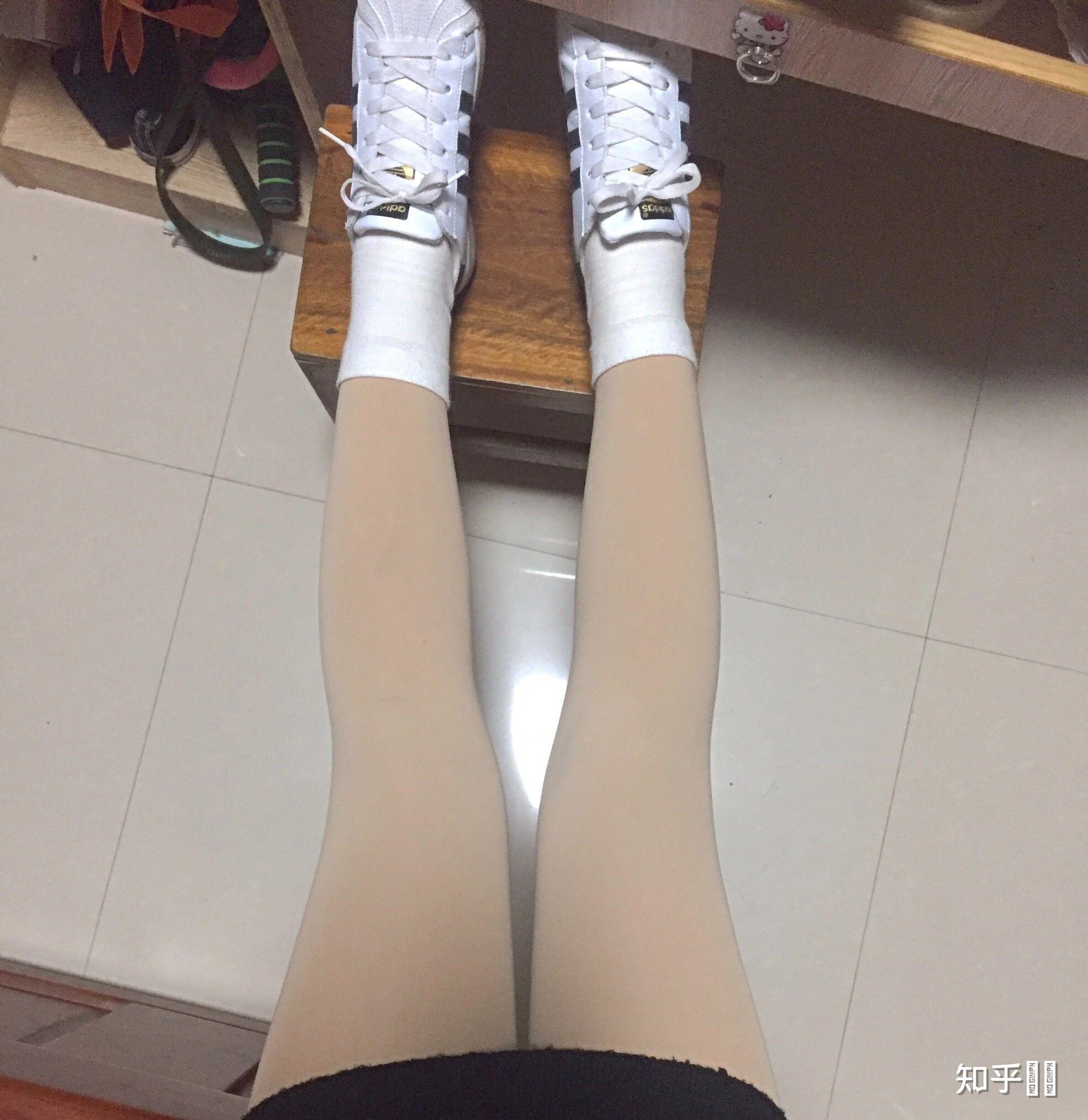 为什么女孩子穿光腿神器还要在套一双袜子? - 知乎