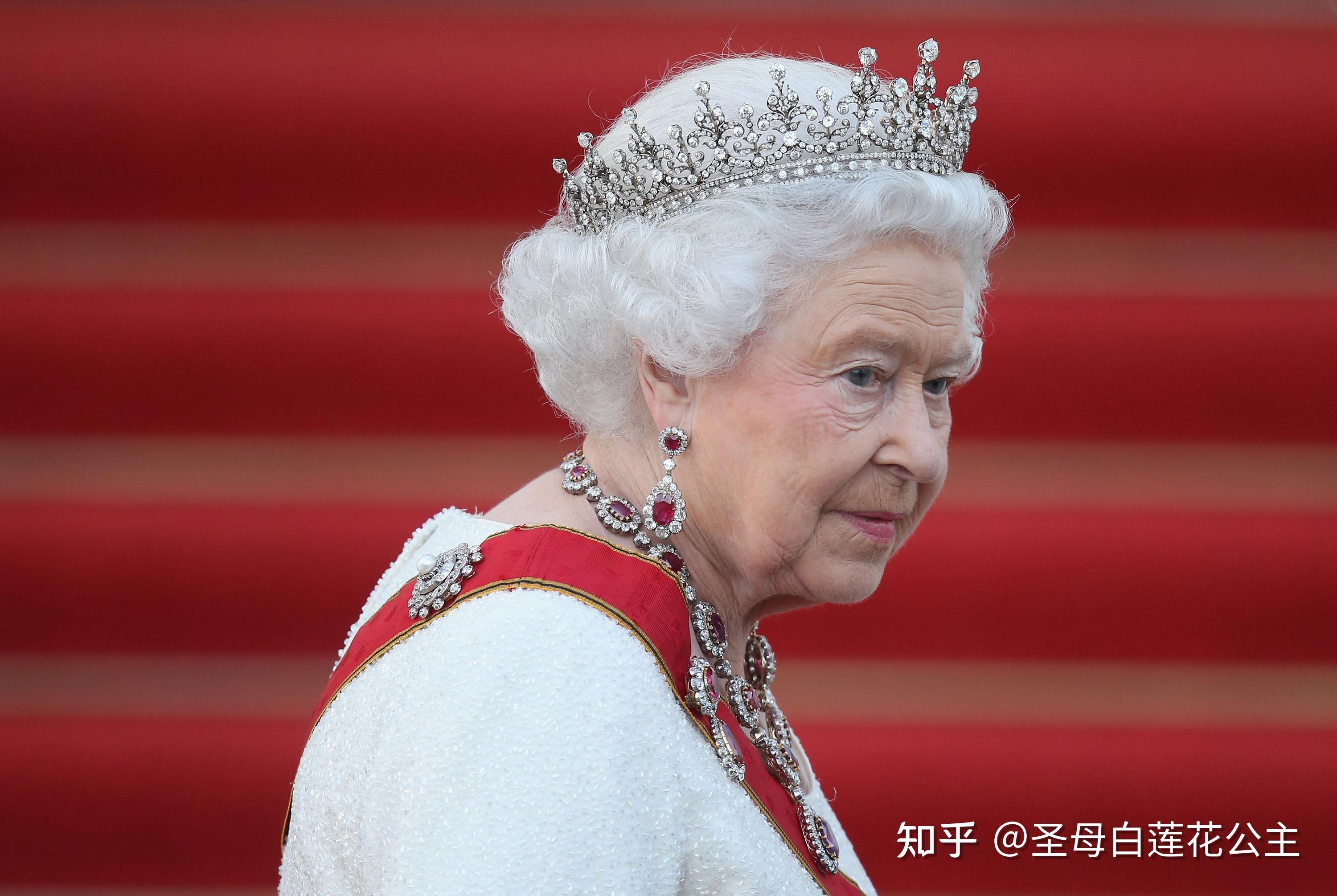 英国白金汉宫称英女王处于医疗监护状态,目前情况如何?