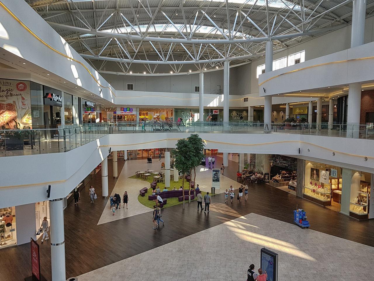 商场一楼柜台卖什么好