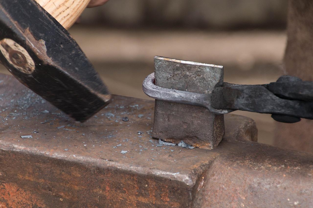 2. 钢铁高温性能