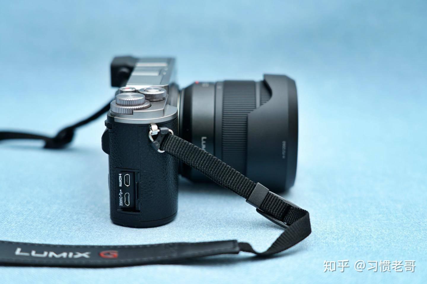 Panasonic收購鏡頭