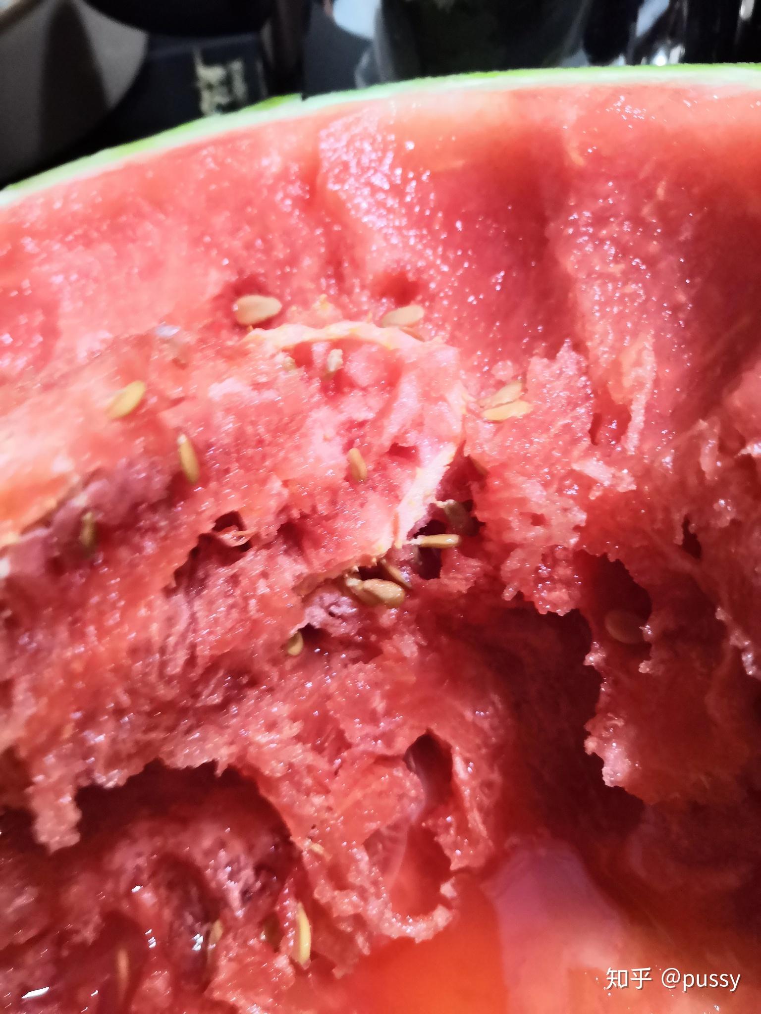 西瓜瓜瓤成丝状怎么回事? - 知乎