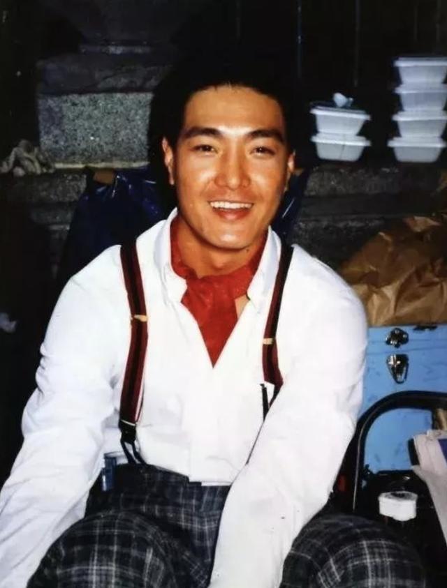 如何评价演员卢惠光