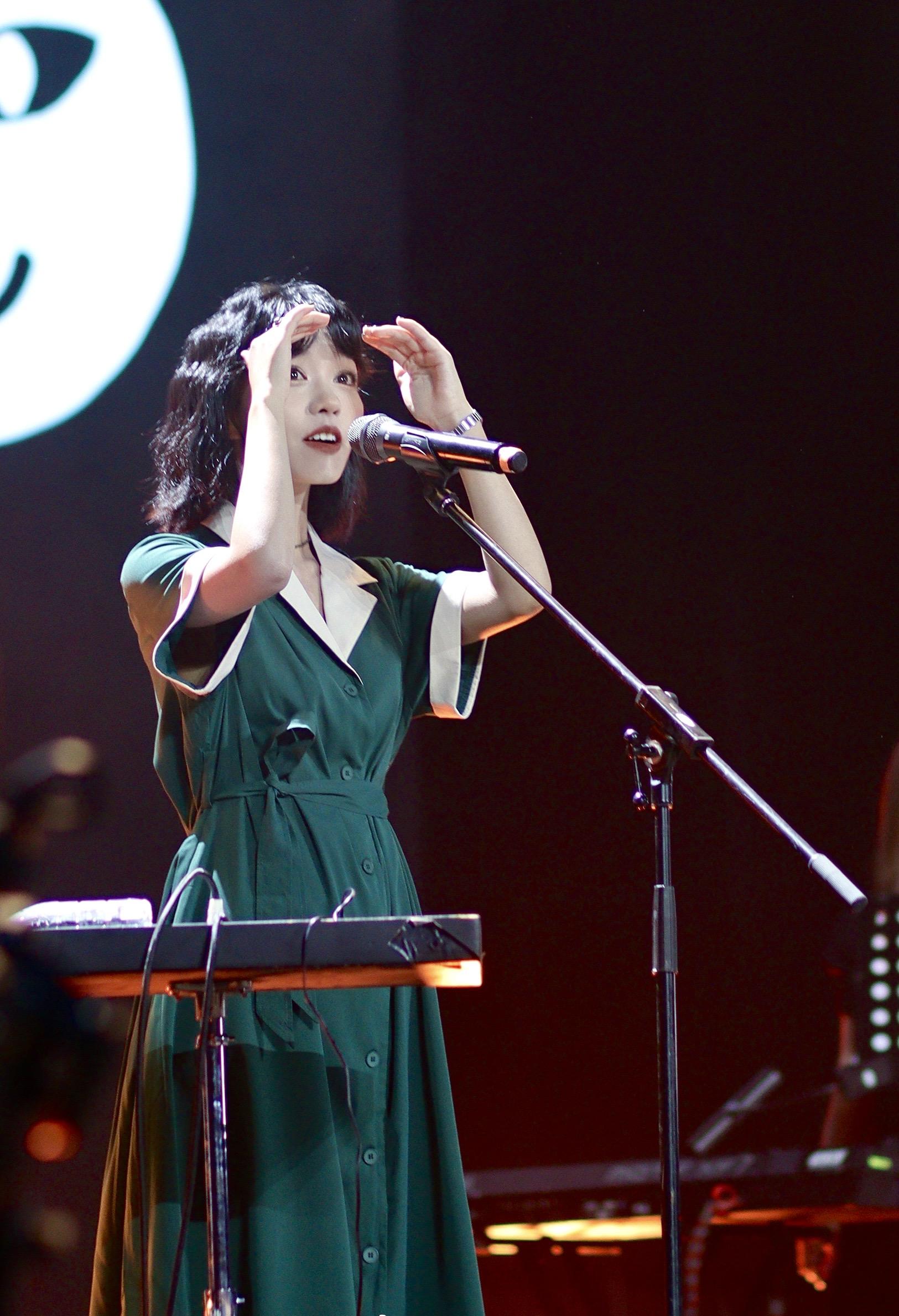 你们怎样评价房东的猫主唱王心怡的颜值呢