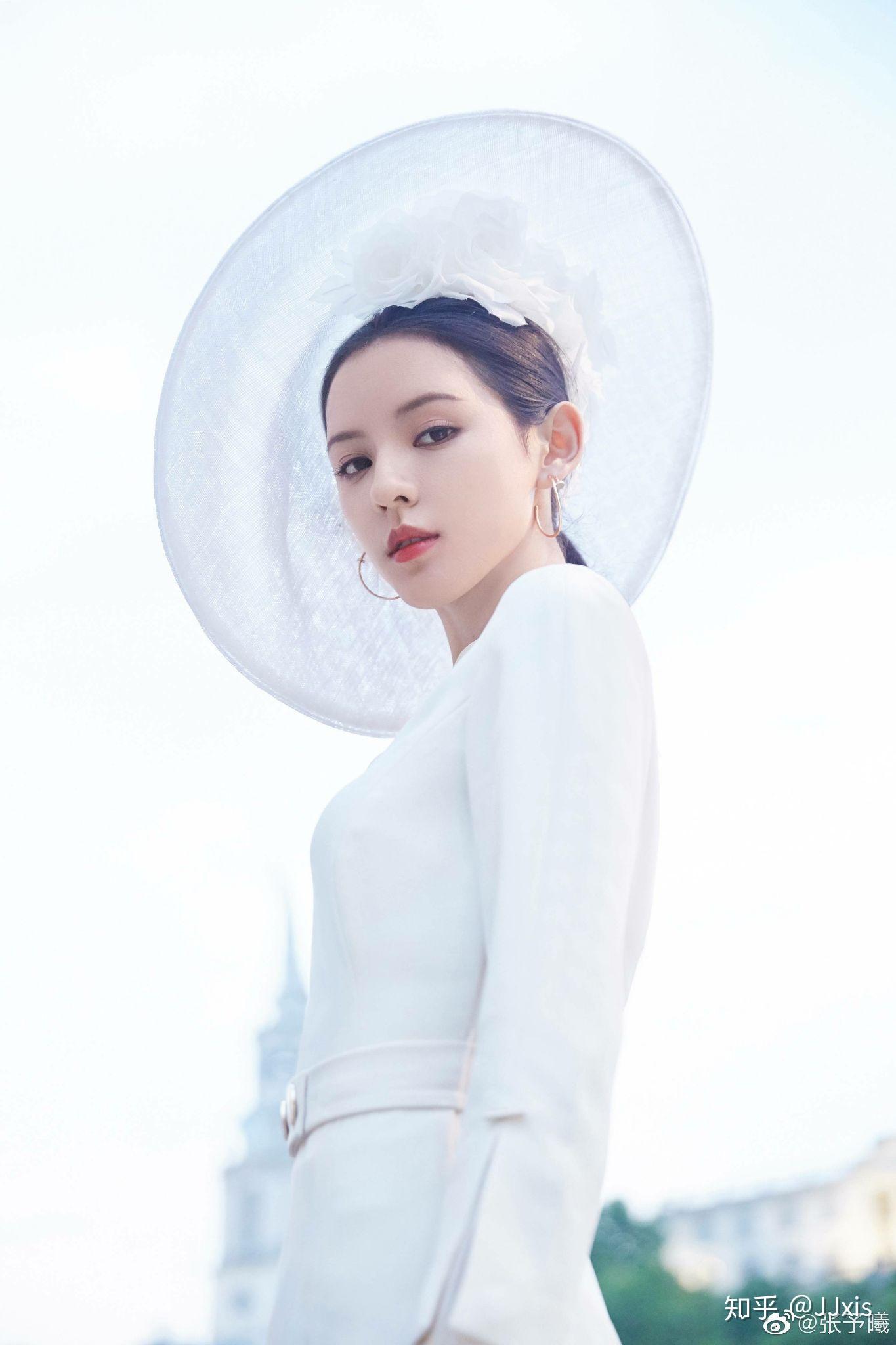 张予曦有哪些惊艳的图片? - 知乎