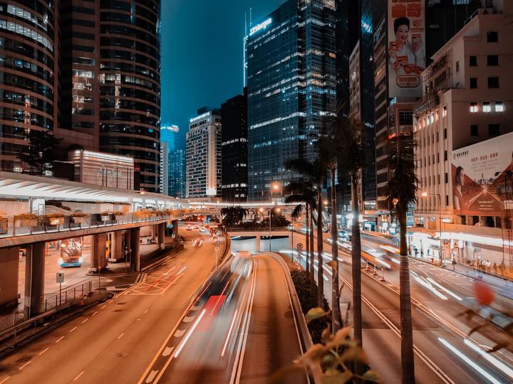 1-farewell-to-hong-kong-by-chris-patten