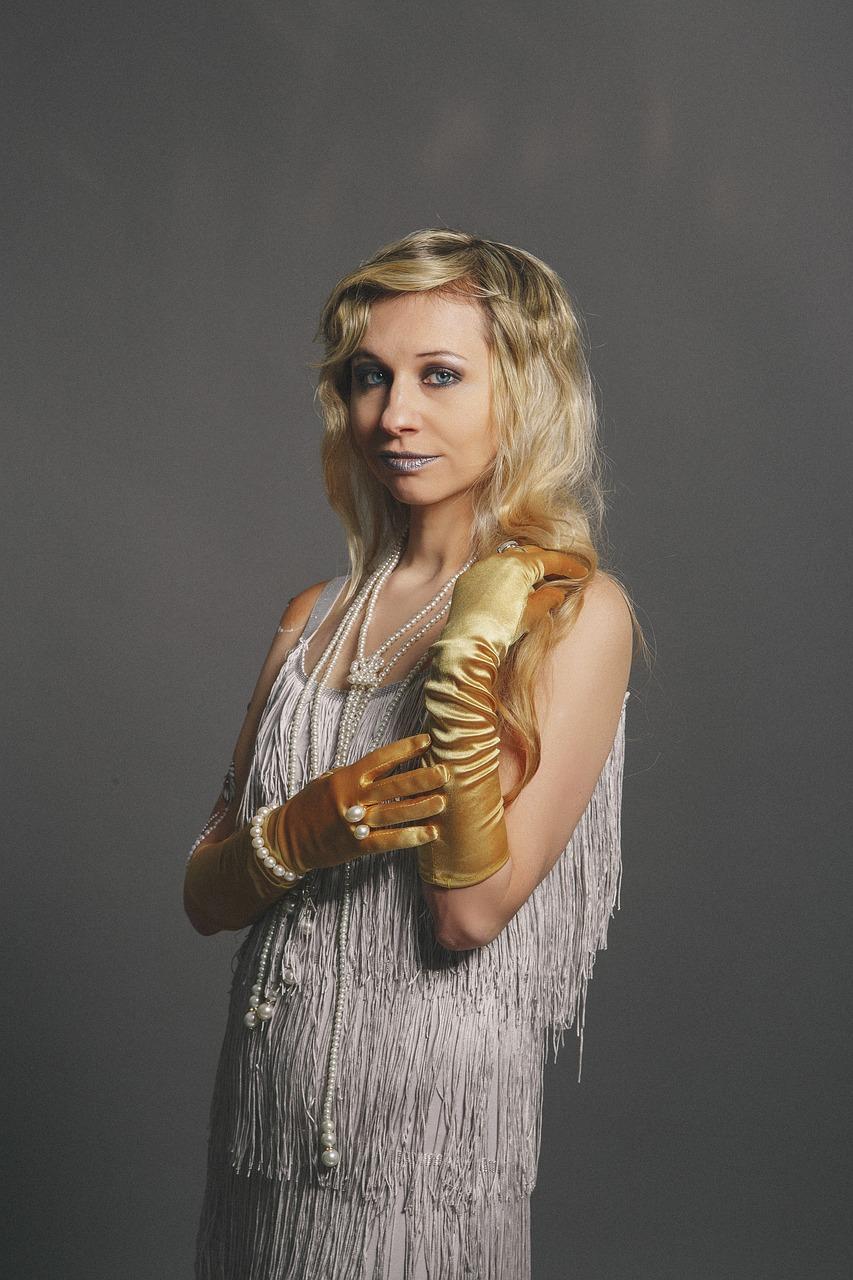 2. 独特斯特恩风格