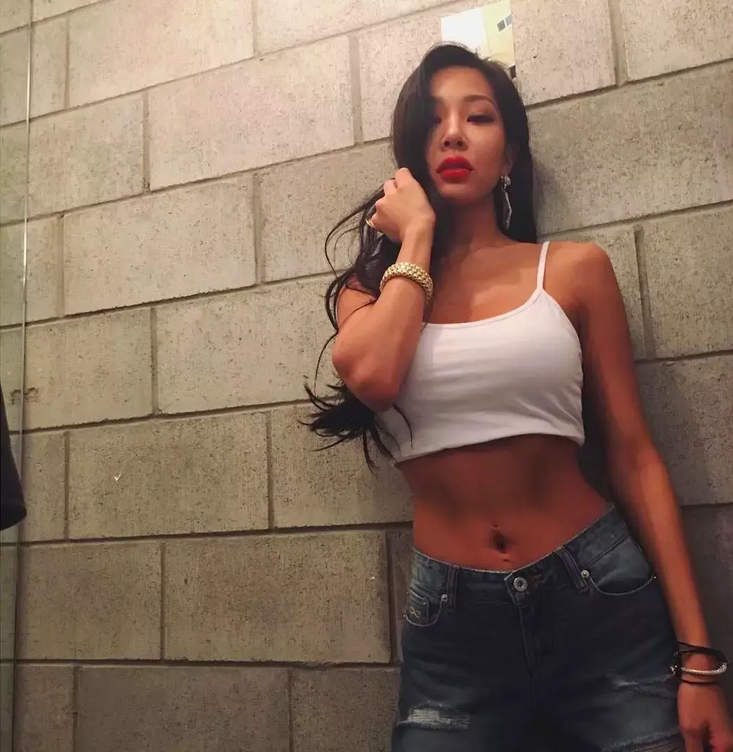 韩国第一女rapperT姐图片
