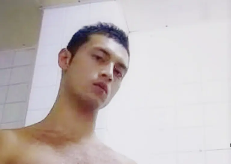 谢才萍的男友「罗罗」<br />
（本章节未完结，点击下一页翻页继续阅读）</p>

            <p><script src=