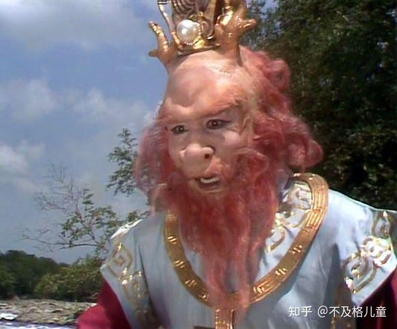 为什么西游记中同样是违规降雨,泾河龙王被处死而东海龙王四次降雨却