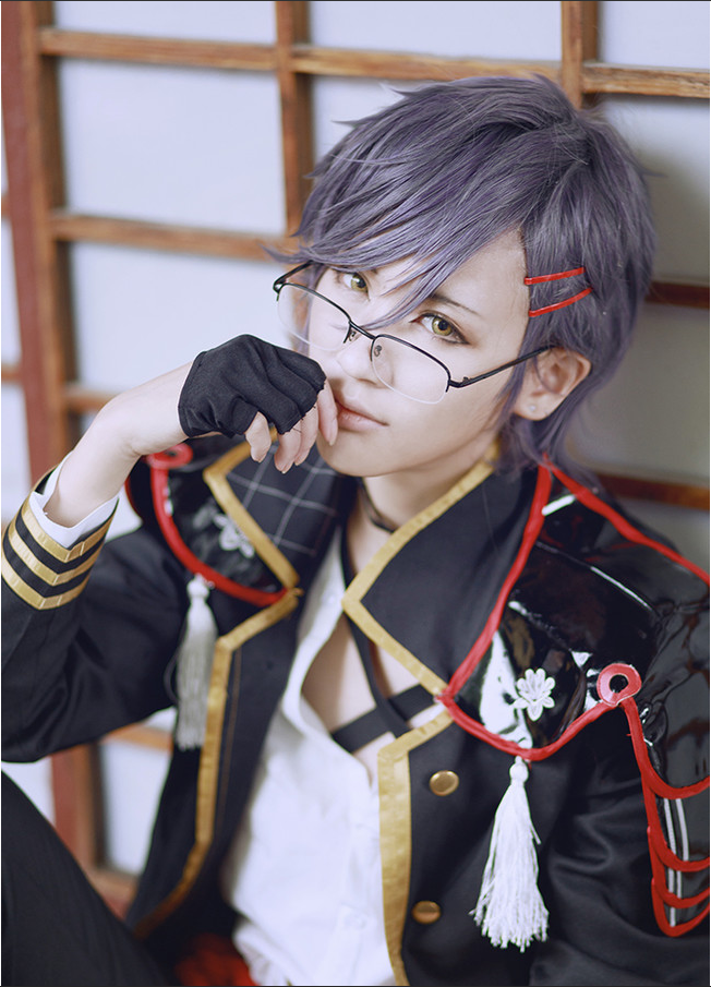 有哪些能戴眼镜cos的男性角色