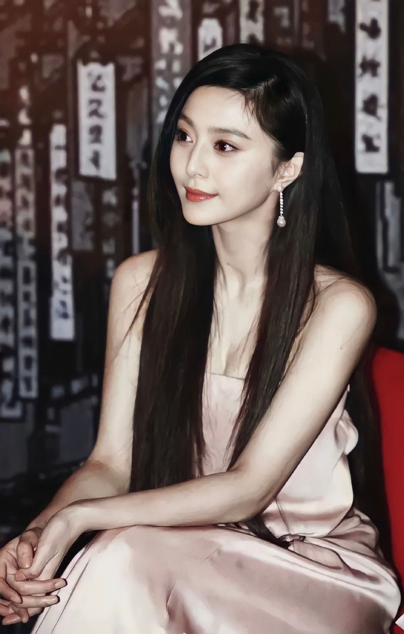 中国女演员中颜值最高的前三是谁? - 知乎