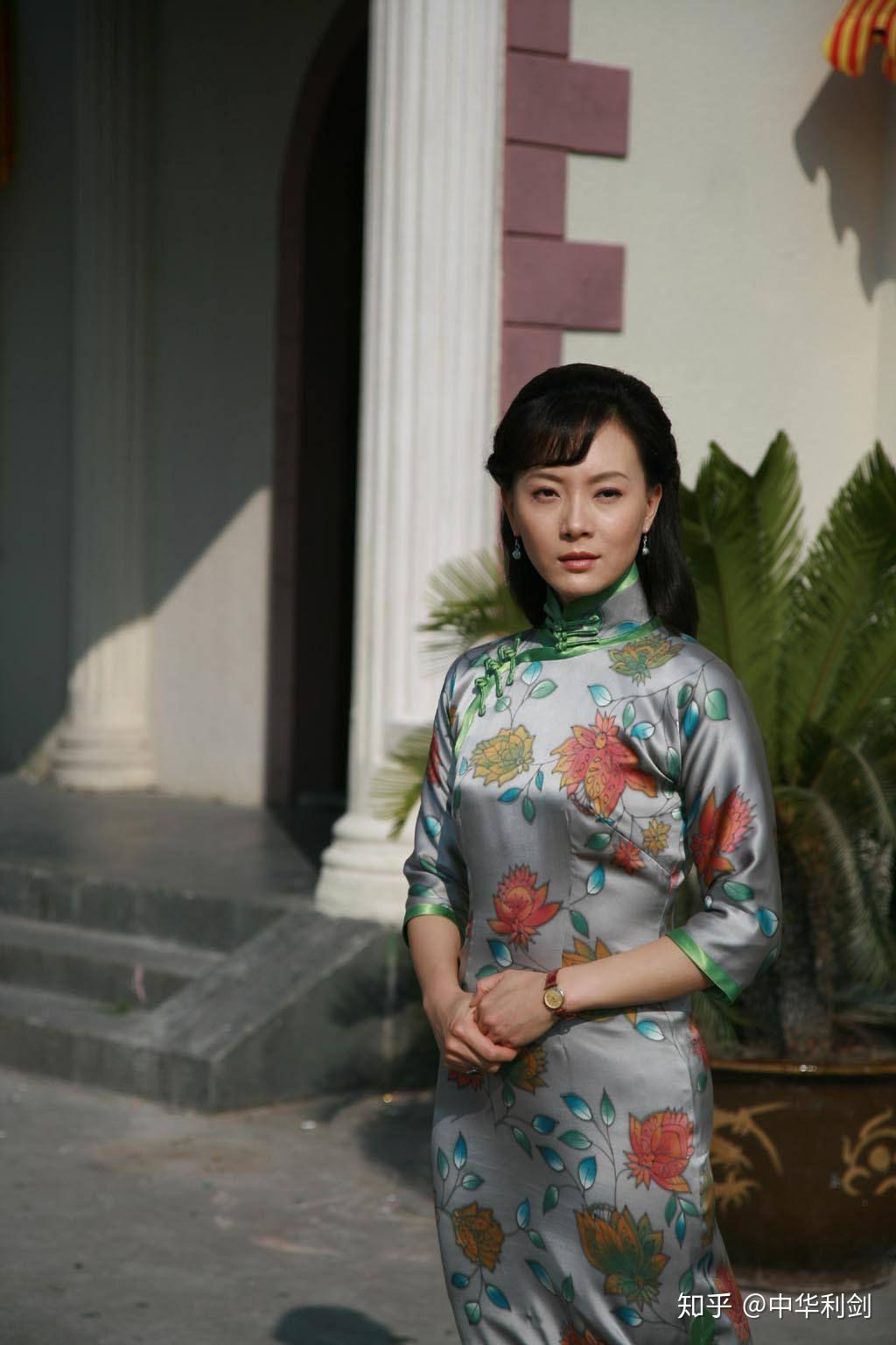 有哪些电影或者电视剧里好看的旗袍造型? - 知乎