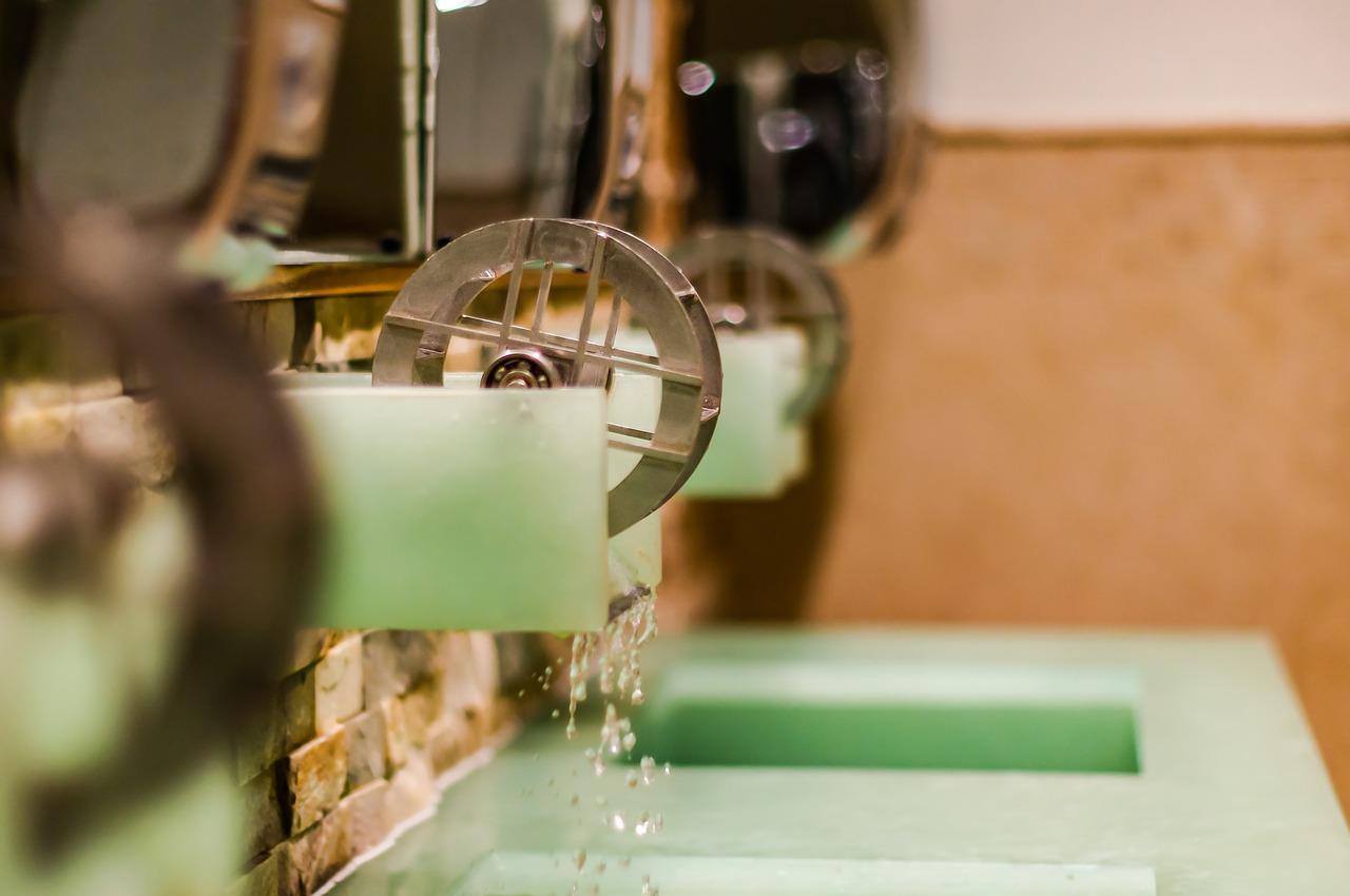 洗手池的水垢怎么去除