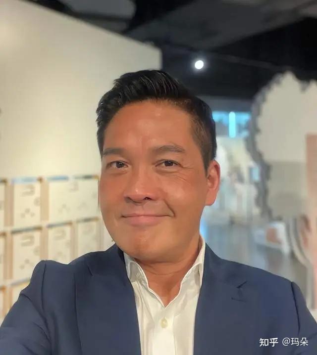 tvb男演员郑启泰不幸去世享年56岁曾参演新闻女王等剧他还有哪些作品