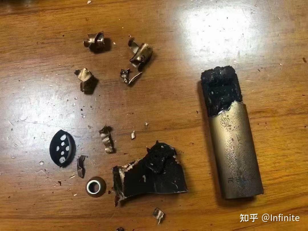 悦刻电子烟烟杆假了假烟杆和真的用起来有什么不一样吗用的都是从专卖