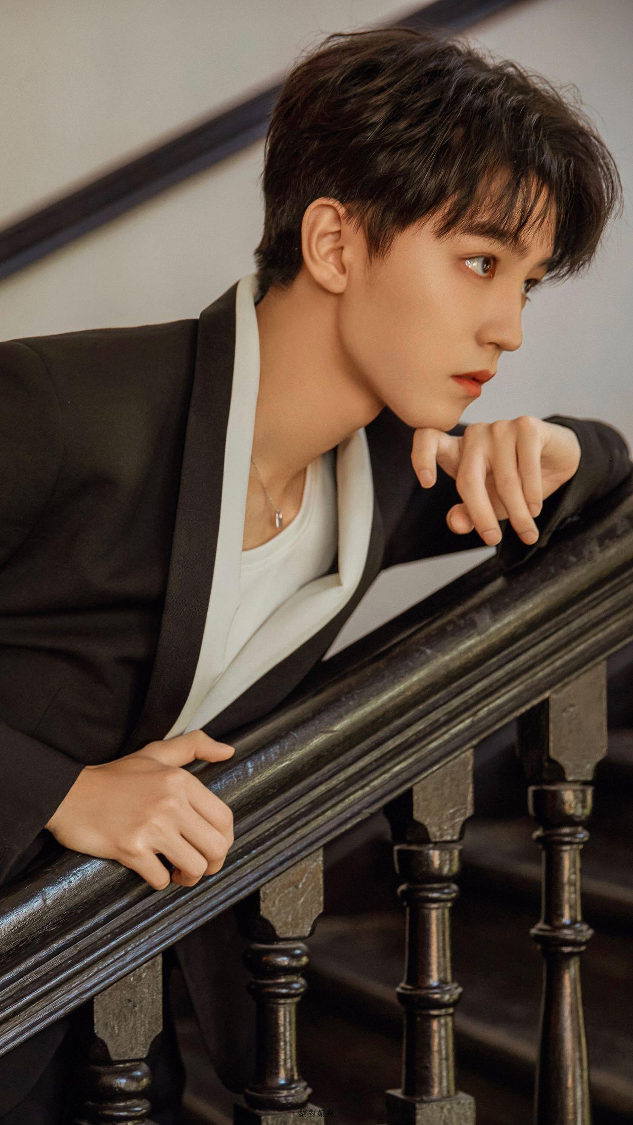 王俊凯有没有什么出圈神图? - 知乎